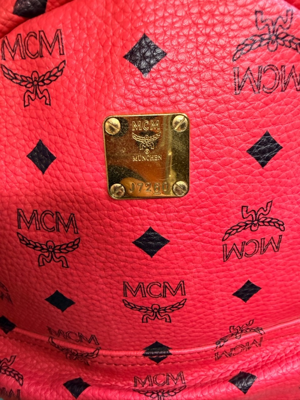 MCM Red Logo-Print Leather Backpack with Gold Hardware - Picture 4 of 7
